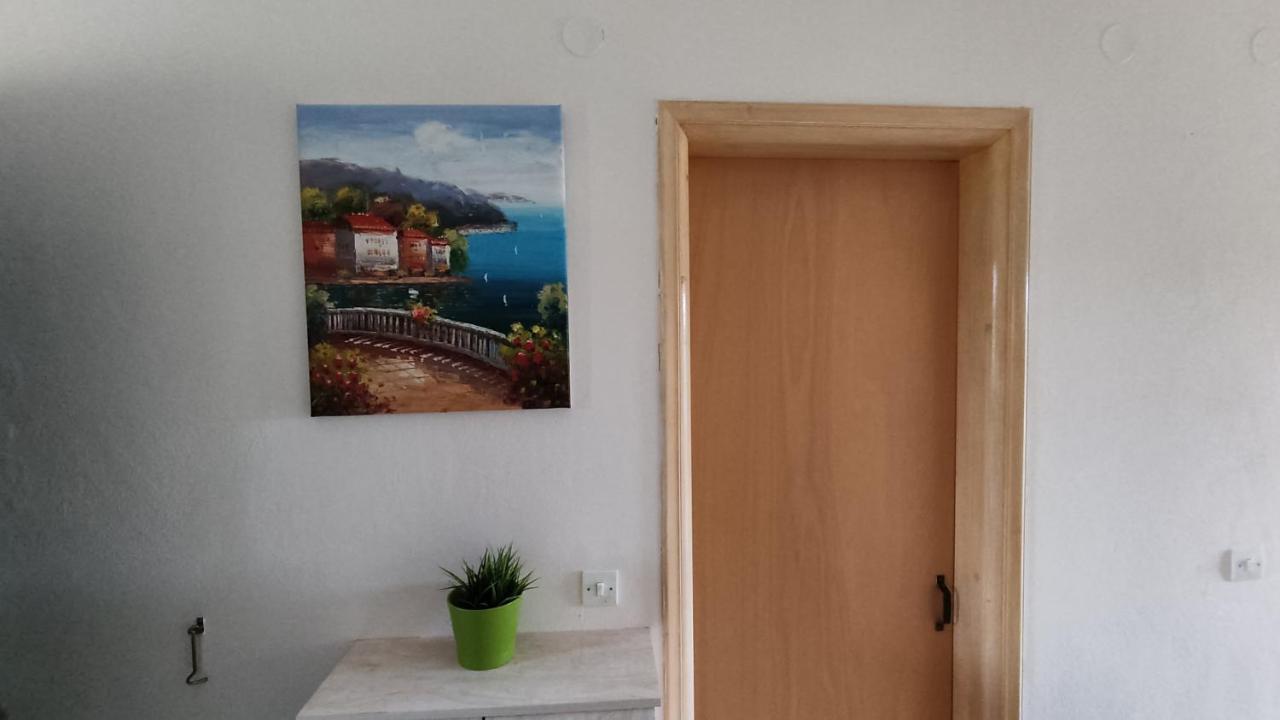 Aloda Summer House Roda  Exterior photo